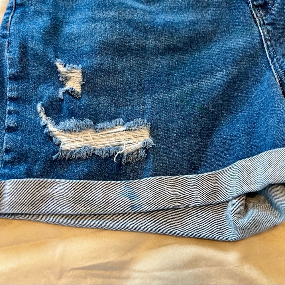 Ava & Viv Blue Jean Shorts with Distressed Details - Picture 2 of 4